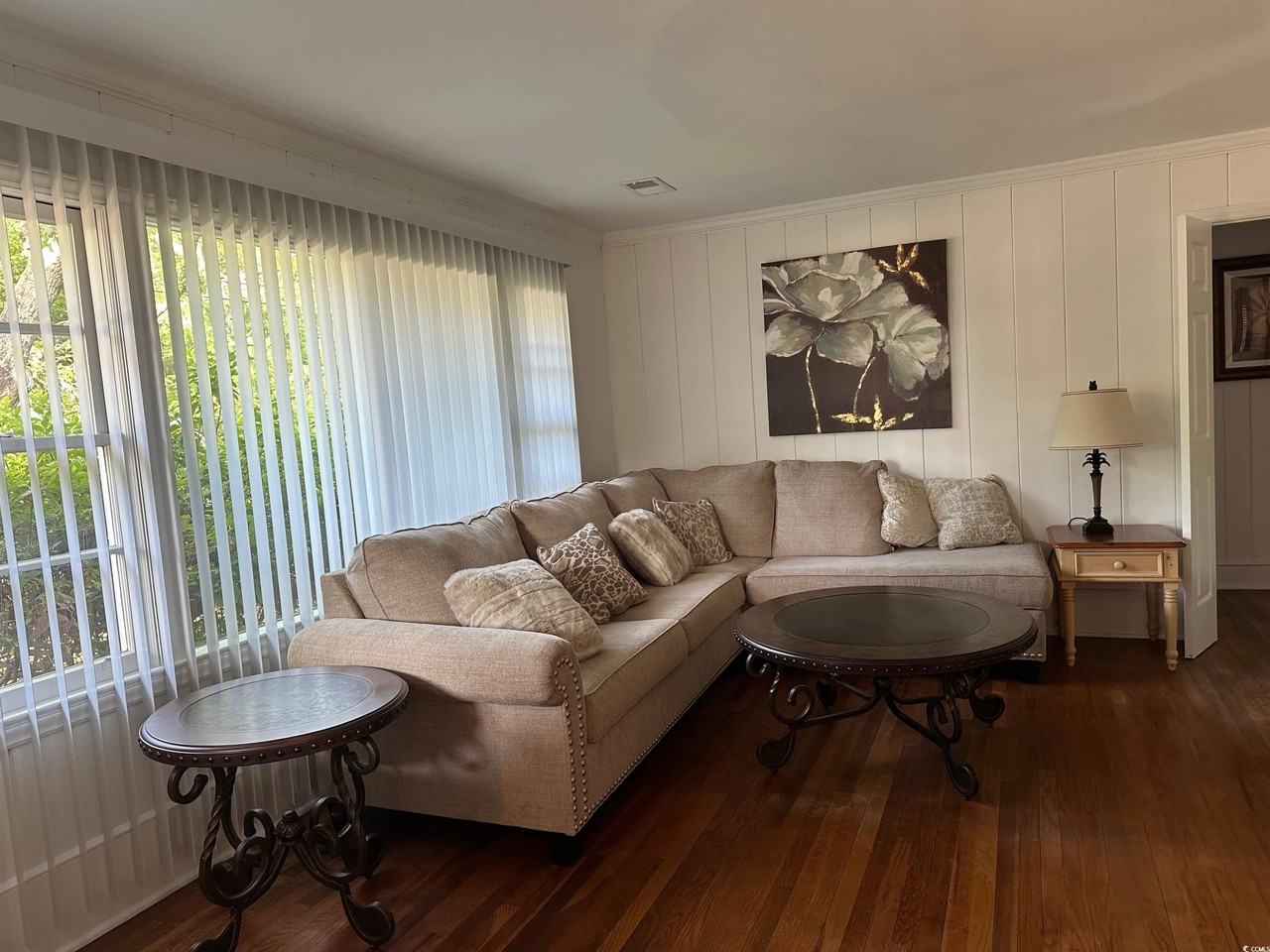 519 32nd Ave N - Photo 2 of 25