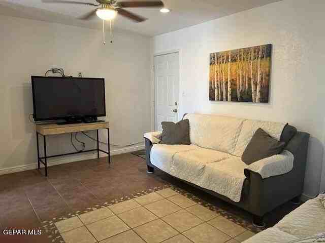 6420 Cheyenne Trl - Photo 3 of 8