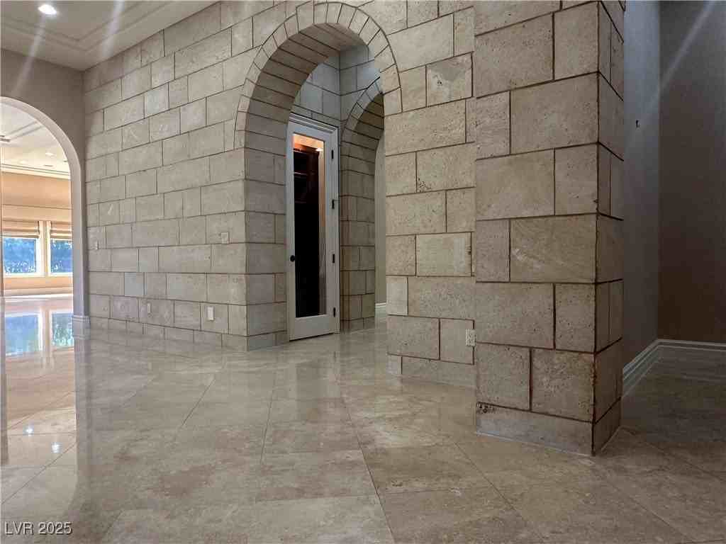 9517 Verlaine Ct - Photo 7 of 31