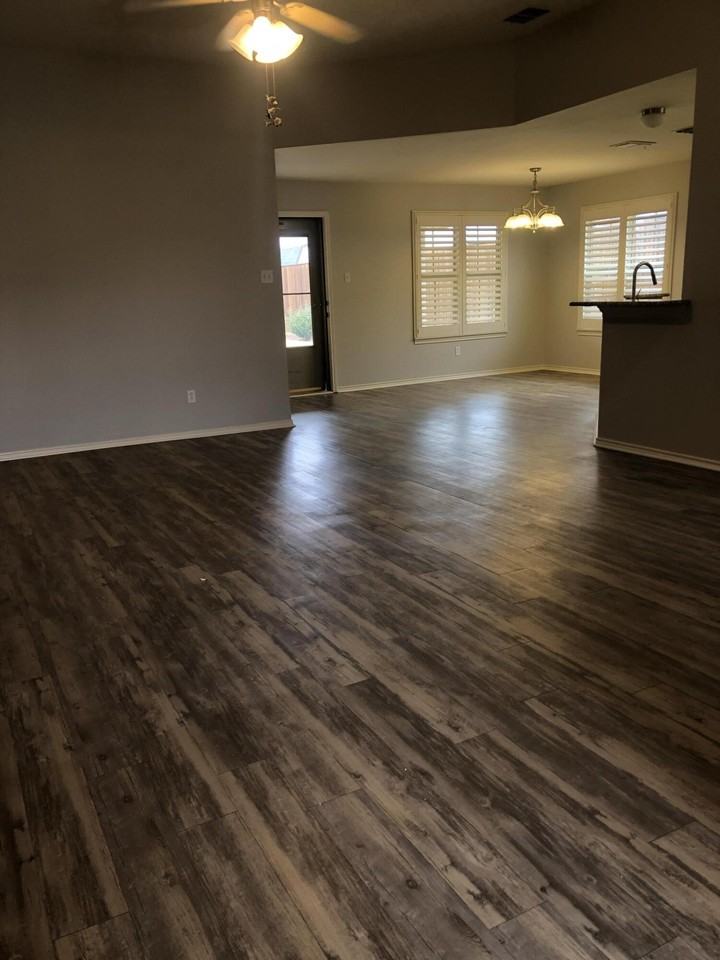 7528 84th St - Photo 4 of 20