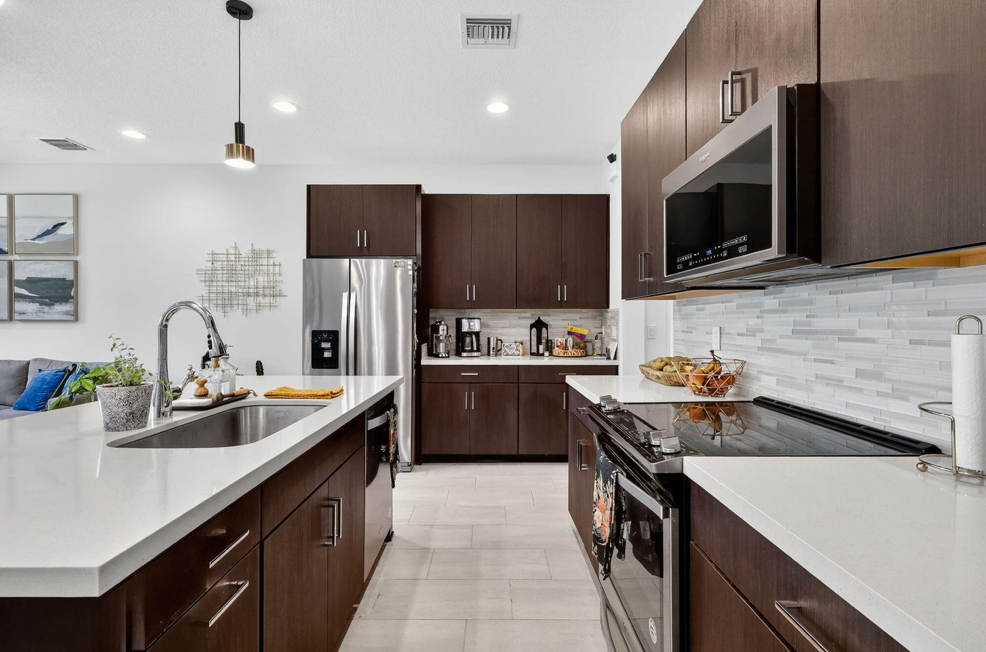 4388 Serpens Ln - Photo 7 of 8