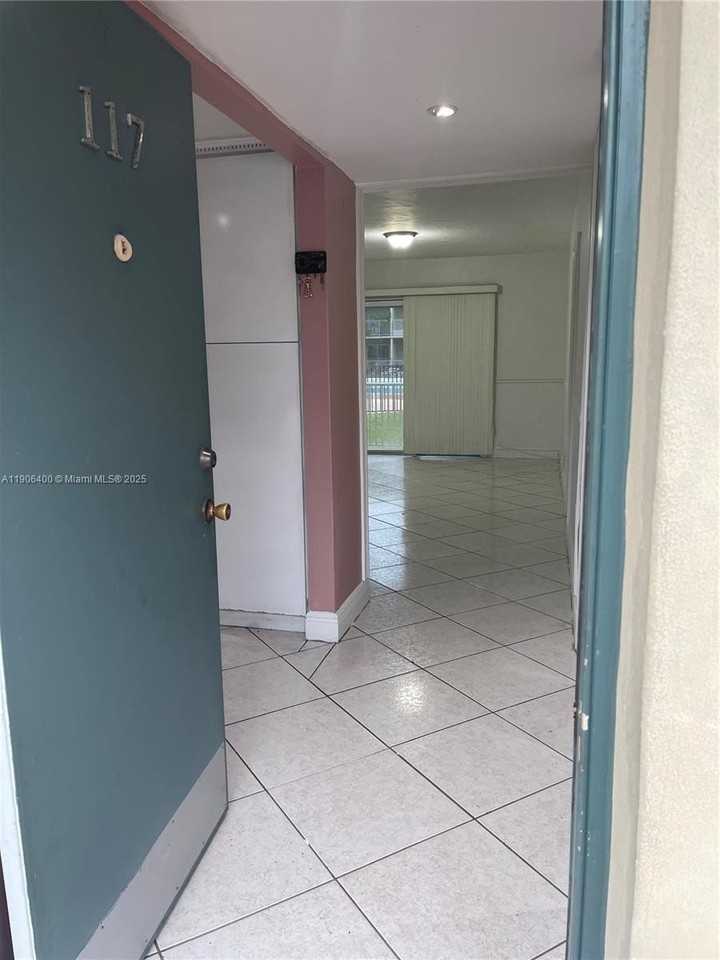 7505 Sw 82nd St #117 - Photo 2 of 22