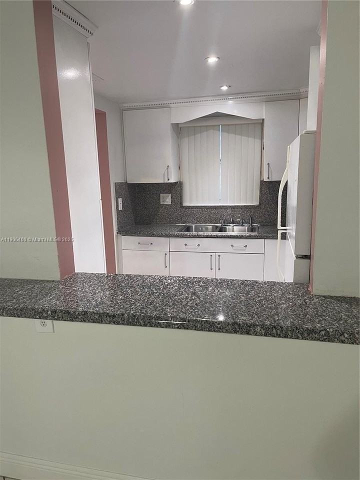 7505 Sw 82nd St #117 - Photo 7 of 22