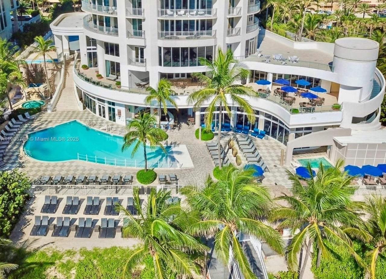 17375 Collins Ave #1505