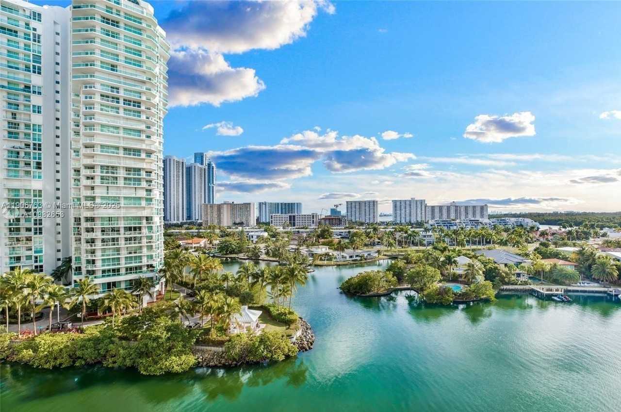 330 Sunny Isles Blvd #5-708