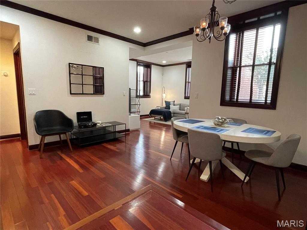 4540 Lindell Blvd #106 - Photo 6 of 31