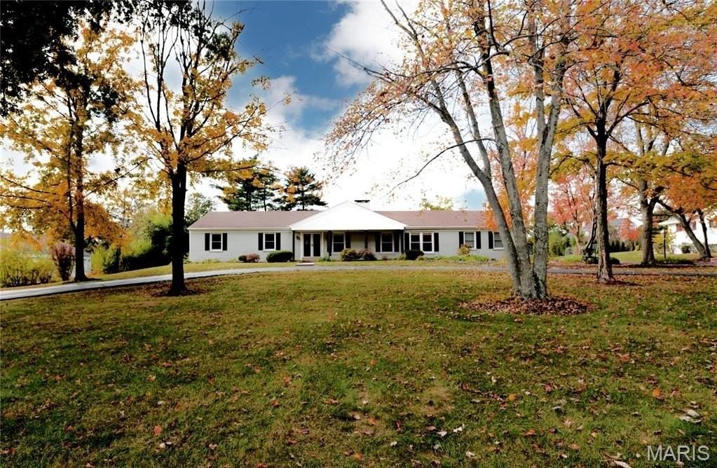 2235 N Ballas Rd - Photo 2 of 38