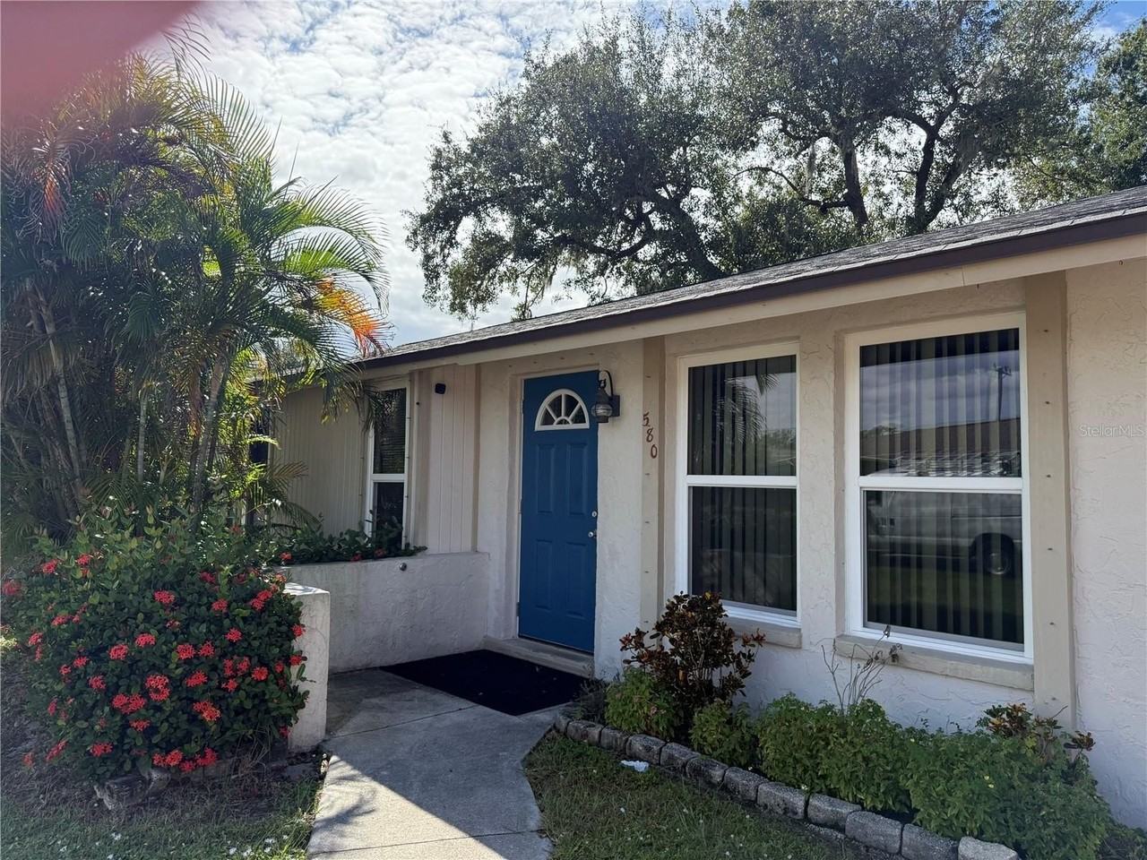 580 Skylark Ln Nw - Photo 4 of 34