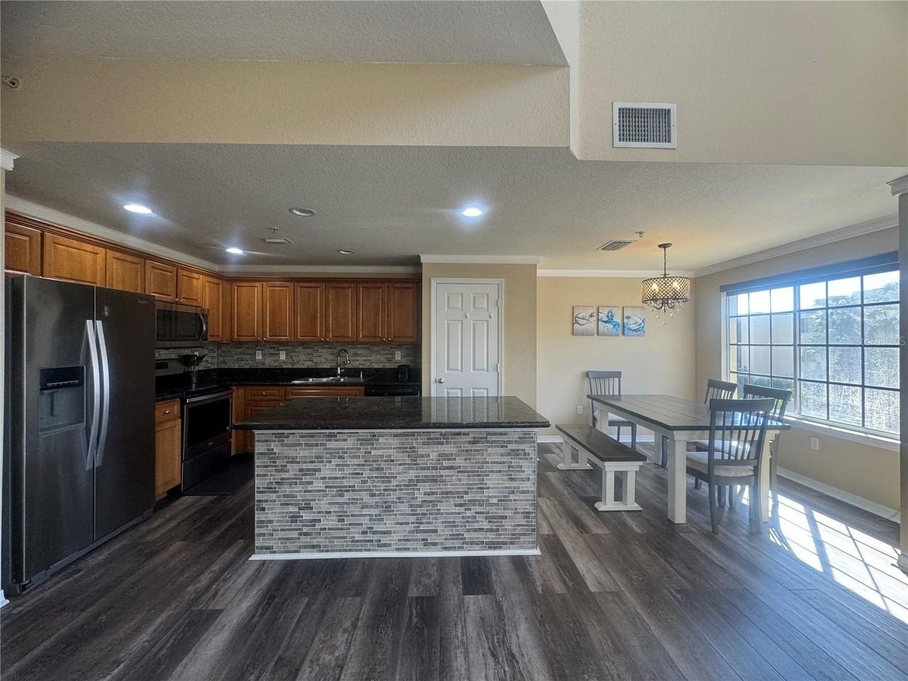 118 S Obrien St #118 - Photo 6 of 35