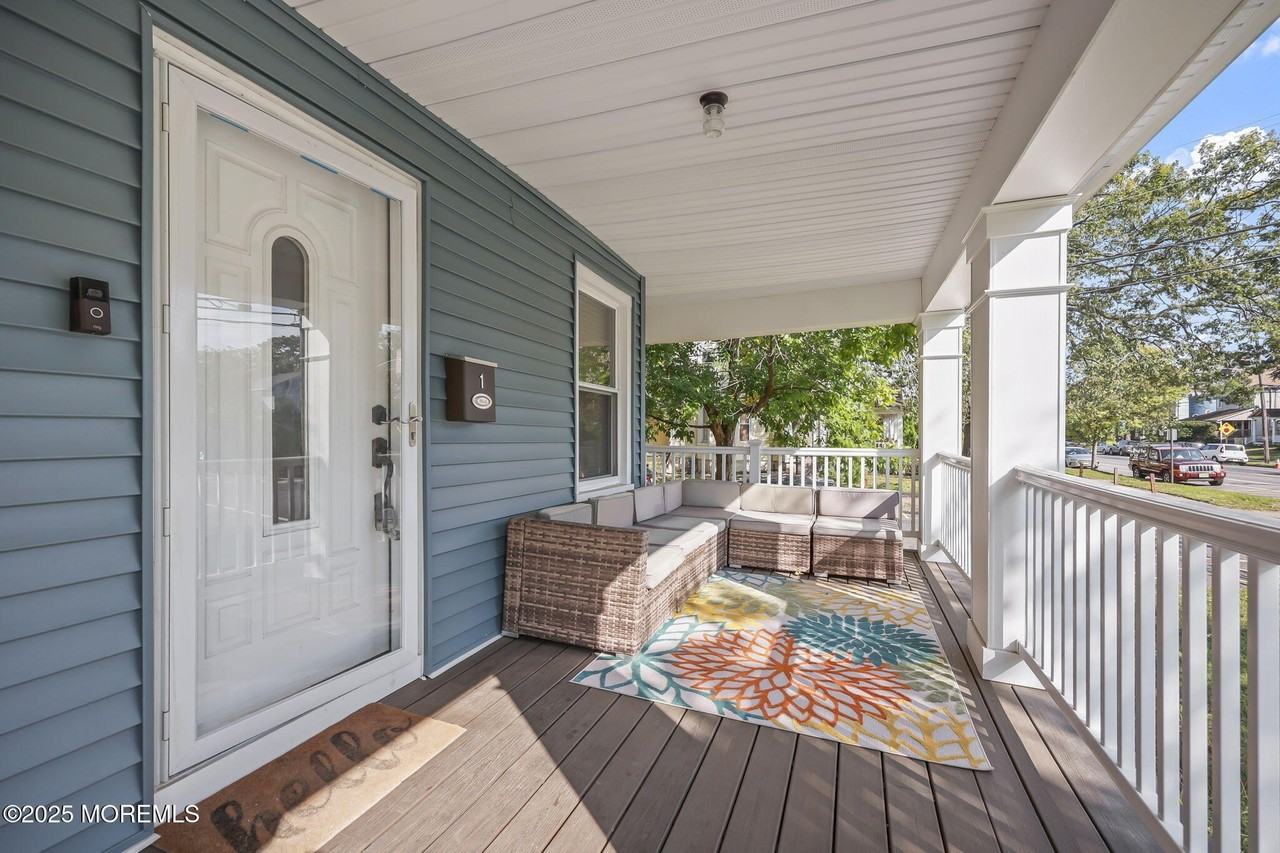 601 Fourth Avenue #1 - Photo 4 of 39