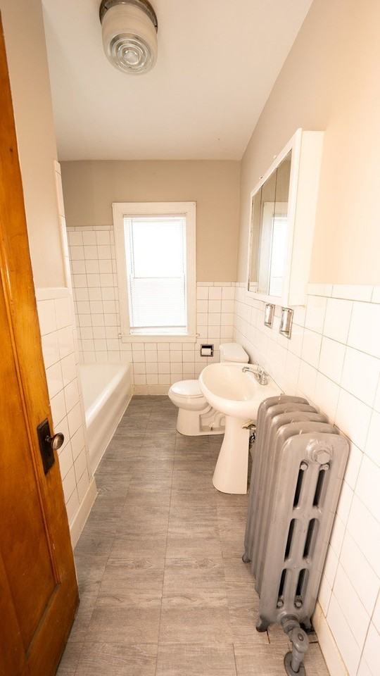 1216 N Springfield Ave #2 - Photo 5 of 9