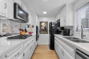 featured image of 845 7th St