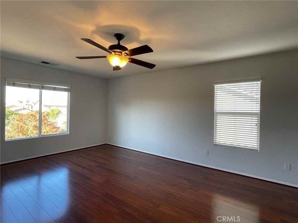 31556 Umbria Ln - Photo 7 of 14