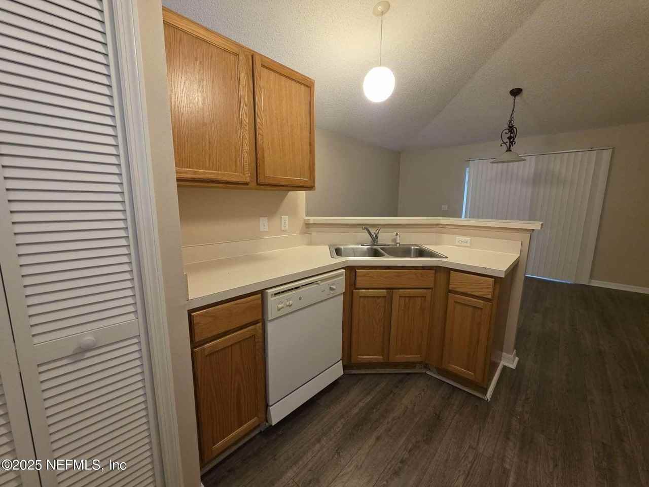 3584 Alec Drive - Photo 6 of 24