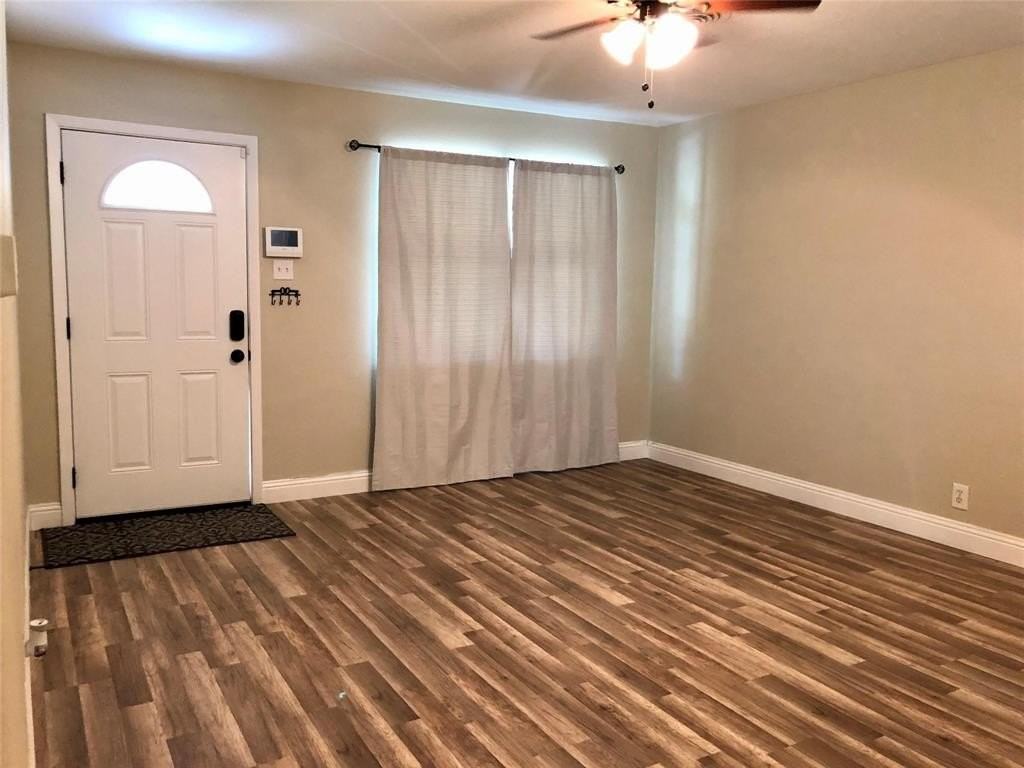 2127 E Mitchell St - Photo 2 of 20