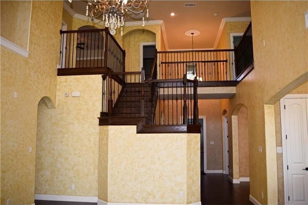 115 Oakwood Lane - Photo 5 of 22