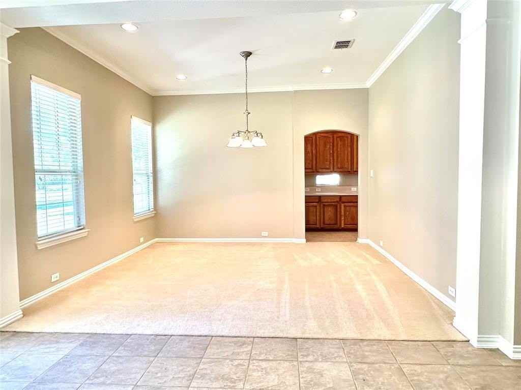 1924 Countryside Dr - Photo 4 of 39