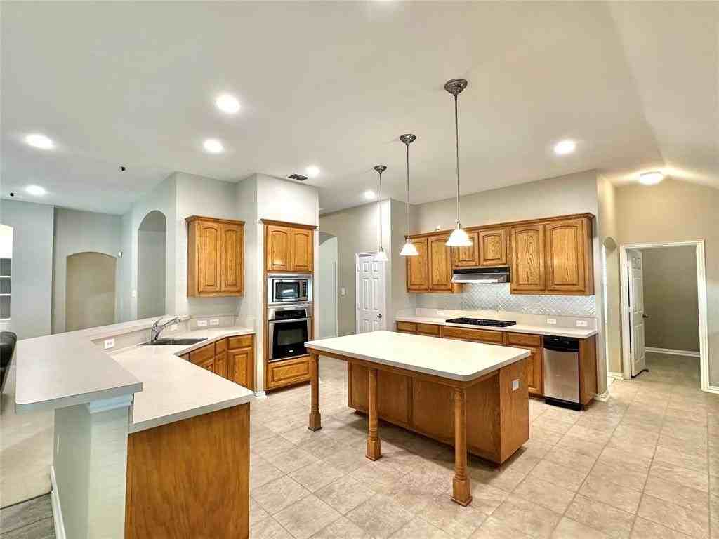 1924 Countryside Dr - Photo 6 of 39