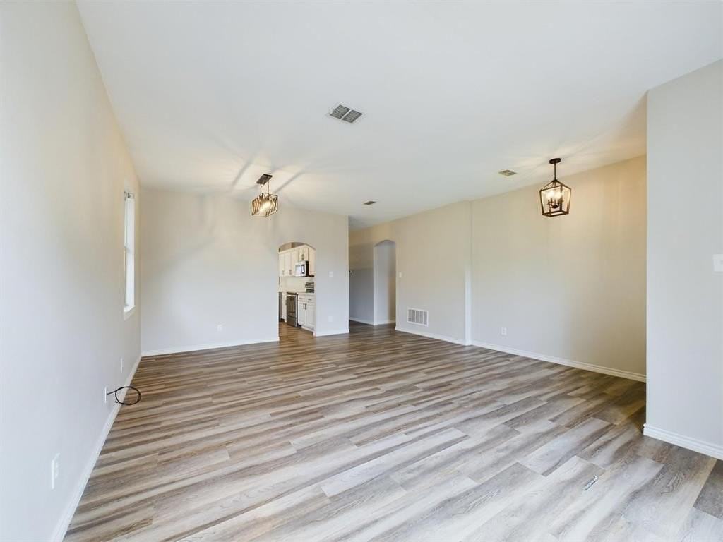 417 Indian Trail Road - Photo 3 of 19