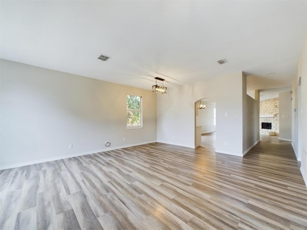 417 Indian Trail Road - Photo 5 of 19