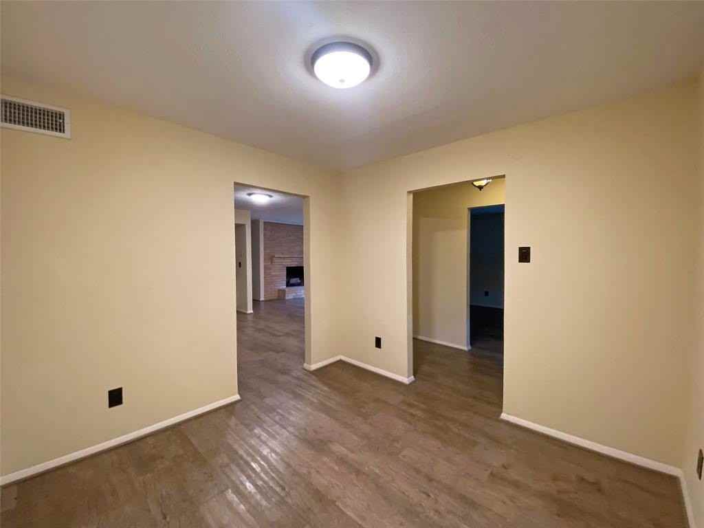 7406 Walling Ln - Photo 7 of 15