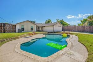 featured image of 3151 Kinkaid Dr