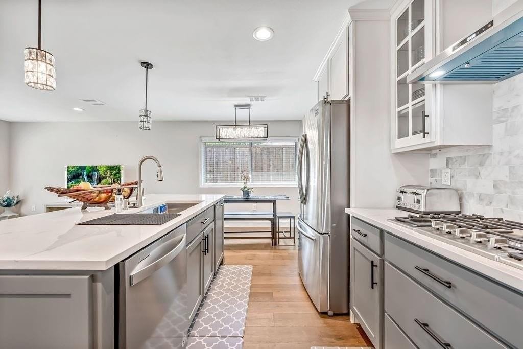 3151 Kinkaid Dr - Photo 5 of 40