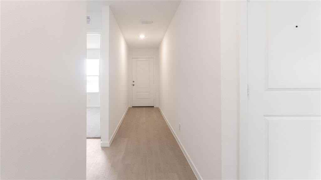 1263 Falcon Heights Dr - Photo 3 of 17