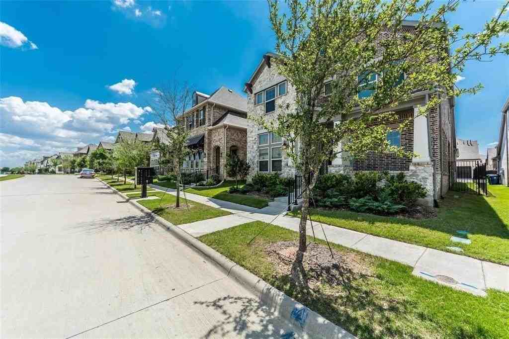 6816 Royal Liverpool Dr - Photo 3 of 35