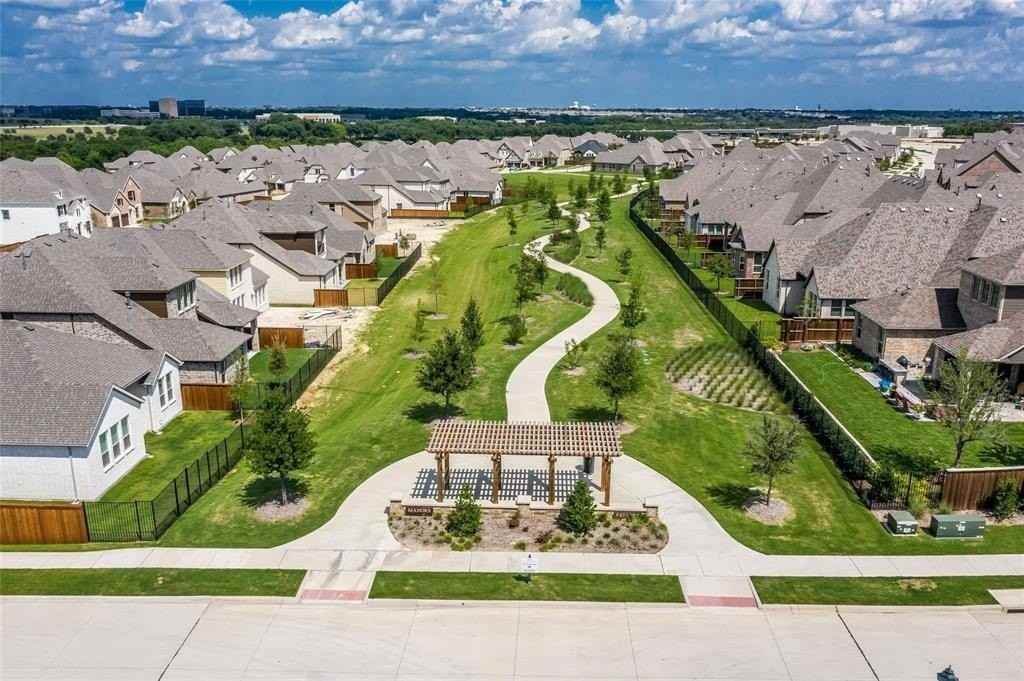 6816 Royal Liverpool Dr - Photo 6 of 35