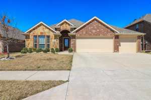 featured image of 3020 Oak Crest Dr