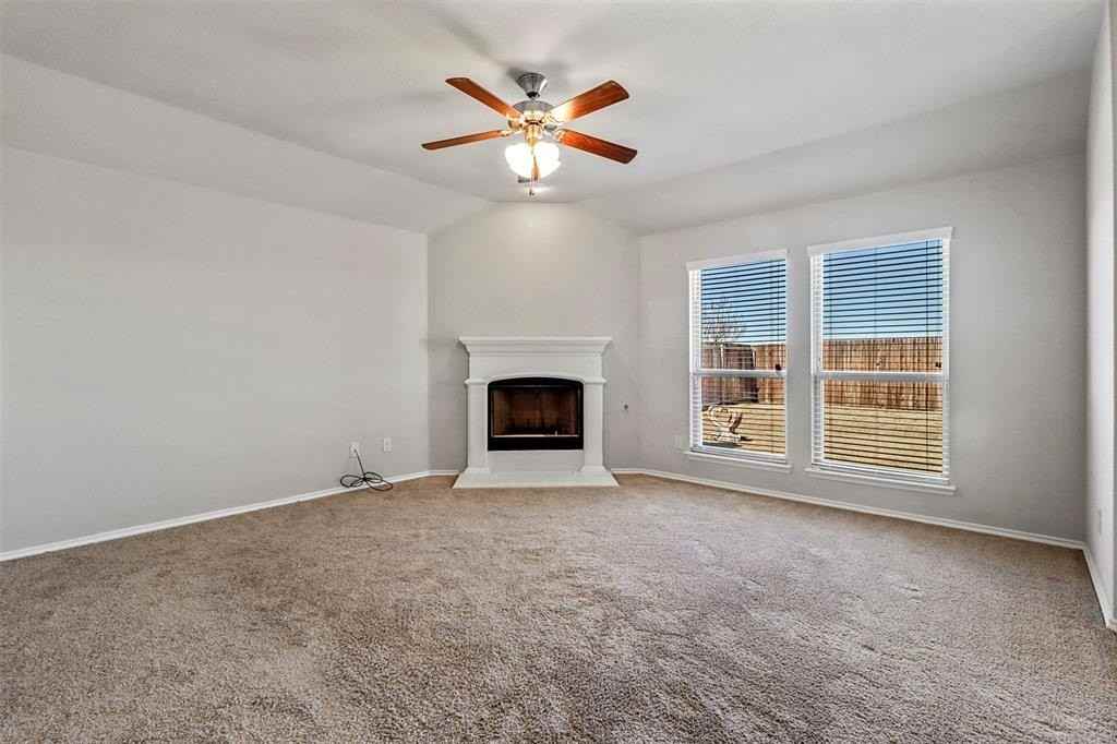 3020 Oak Crest Dr - Photo 2 of 24