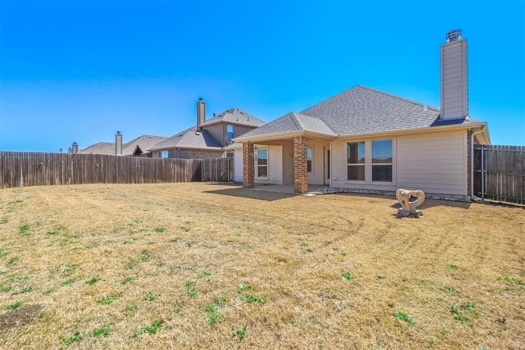 3020 Oak Crest Dr - Photo 7 of 24