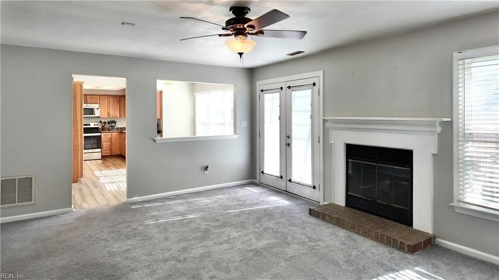 1007 Brandon Quay - Photo 4 of 25