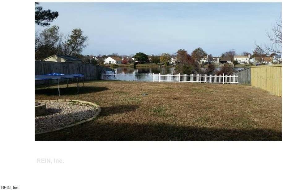 1849 Bernstein Dr - Photo 3 of 13