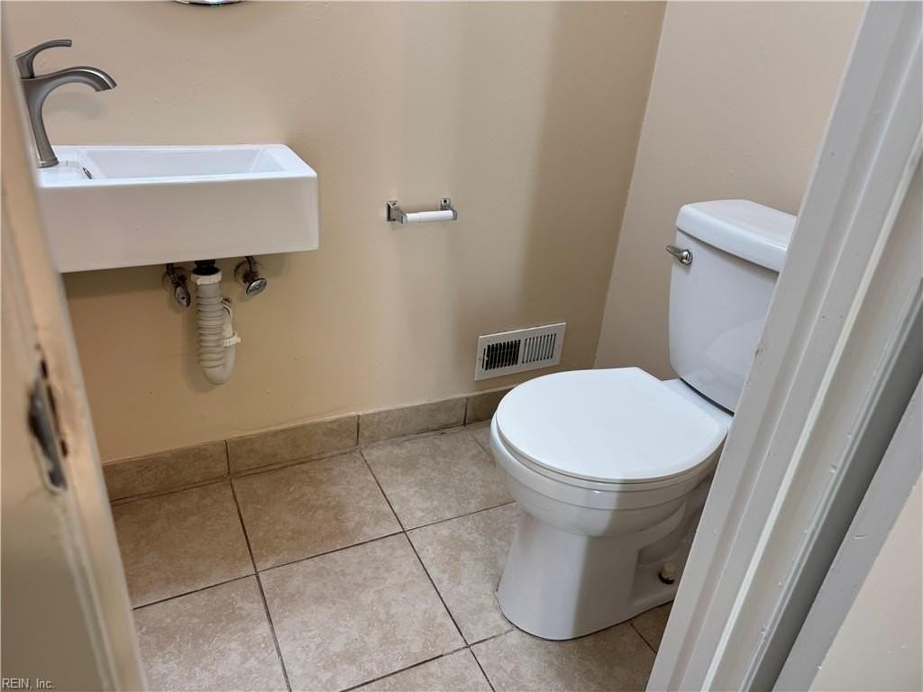 219 Oxford Rd - Photo 4 of 28