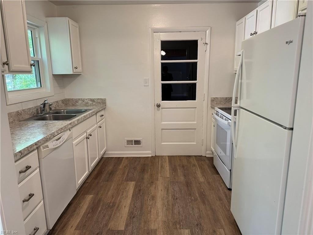 219 Oxford Rd - Photo 7 of 28