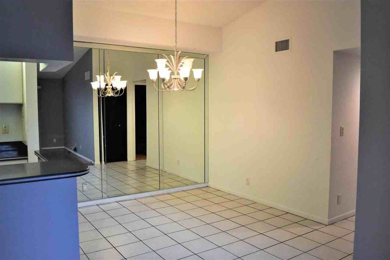 2502 Se Anchorage Cv #3 - Photo 3 of 15