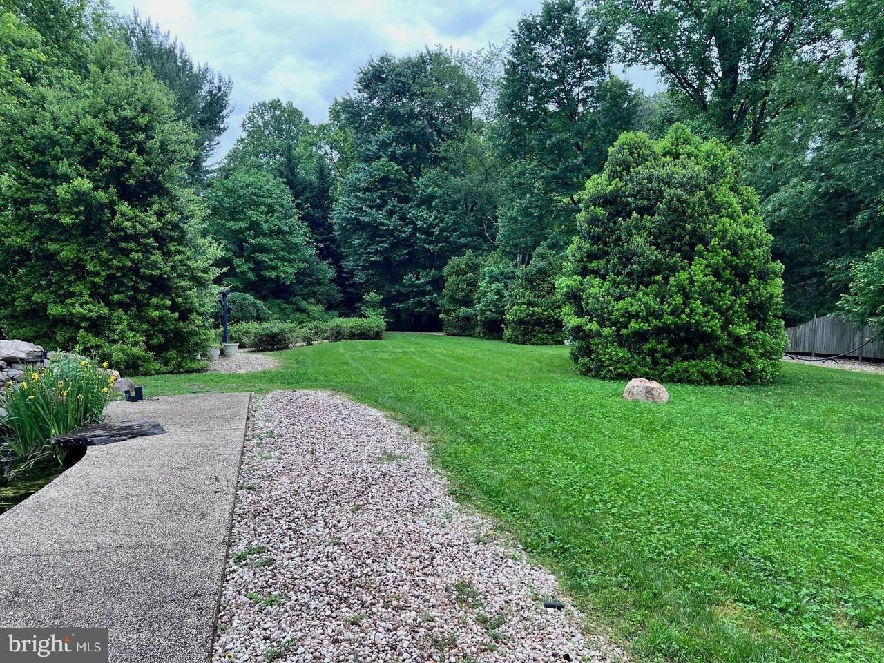 15729 Holly Grove Rd - Photo 6 of 50