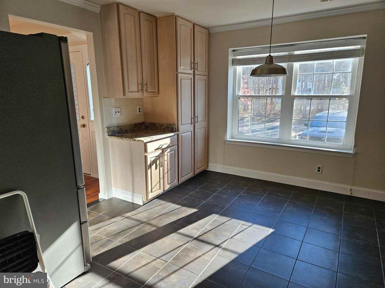 33 Fawnhollow Ct - Photo 6 of 21