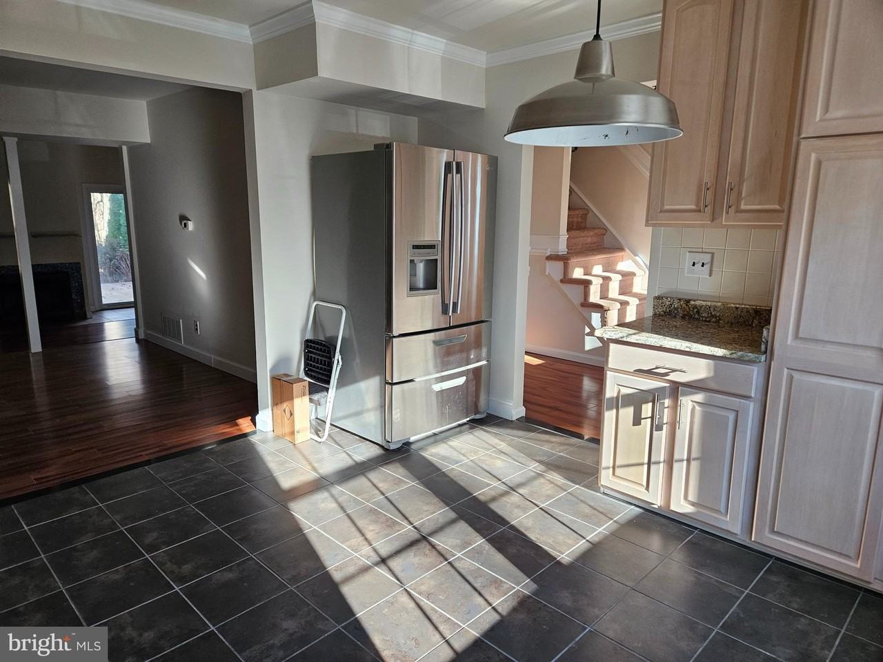 33 Fawnhollow Ct - Photo 7 of 21