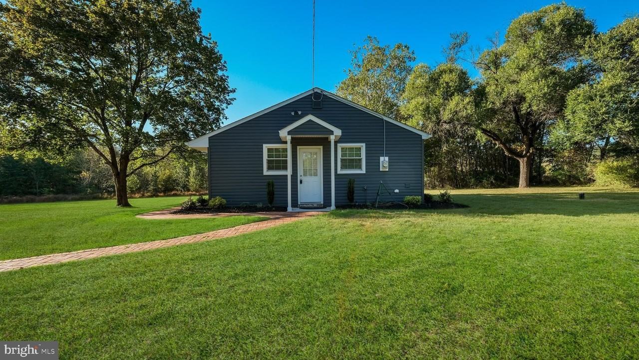 1732 Creek Rd - Photo 2 of 42