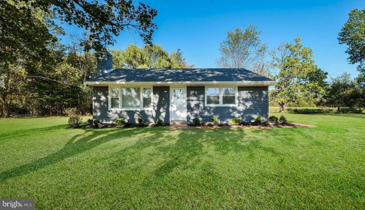 1732 Creek Rd - Photo 7 of 42