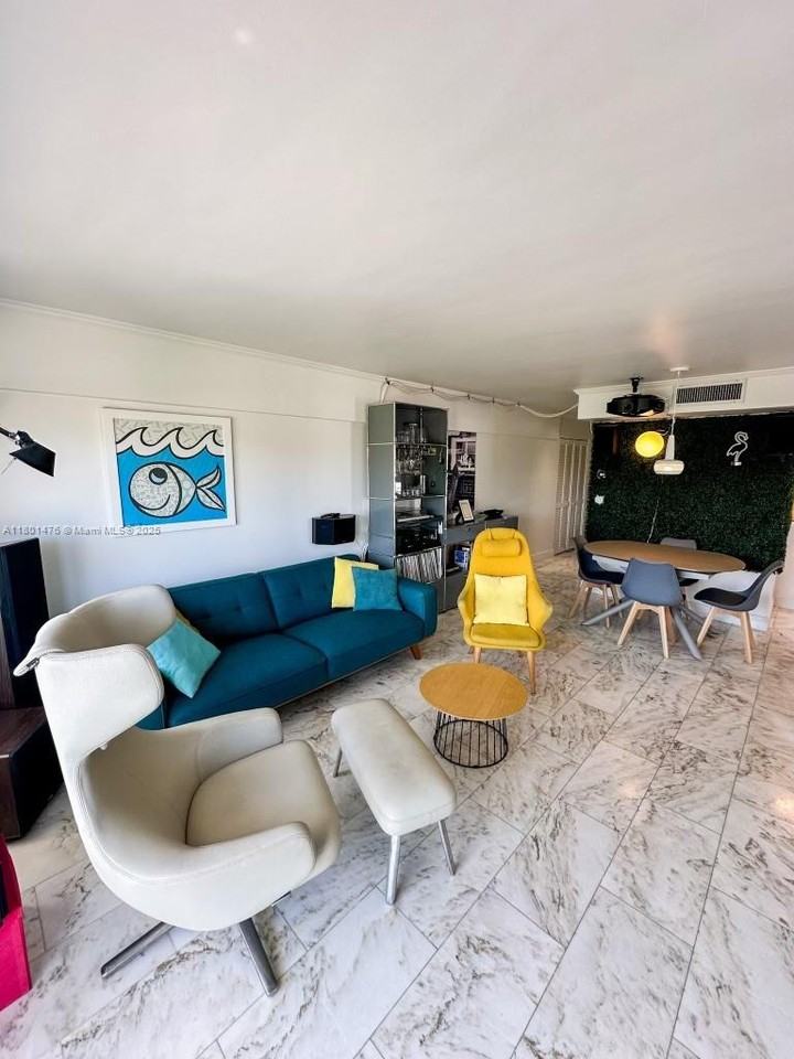 1300 Alton Rd ##4a - Photo 2 of 17