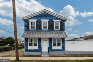 featured image of 14 S 4th Ave Apt 4 #4