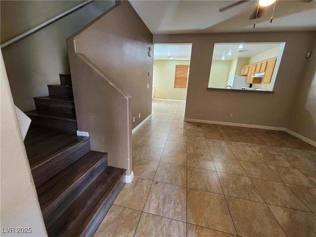 7167 Mineral Park Ave - Photo 2 of 13