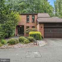 3704 Oak Hill Way - Photo 1 of 1