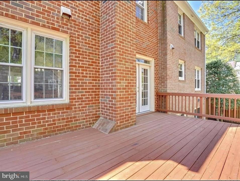 3151 Borge St - Photo 4 of 32