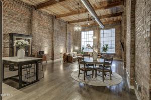 featured image of 809 State St Unit 302 #302