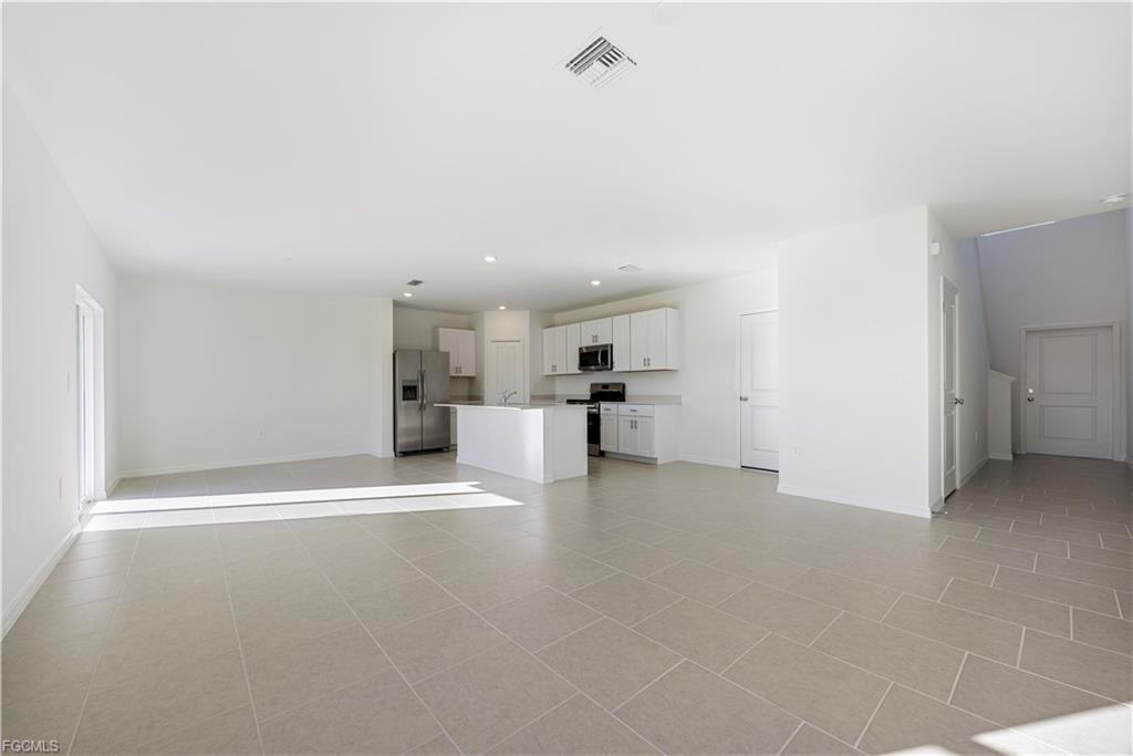 4027 San Felice Ln - Photo 6 of 8